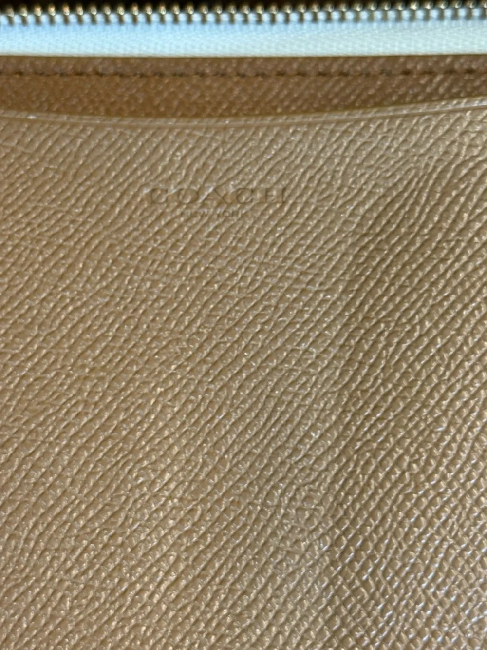 Coach Heritage Cream Zip-Around Pebbled Leather Wristlet with Gold Logo